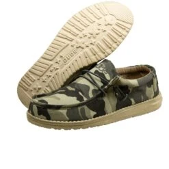 'Hey Dude' Men's Wally Sox Classic - Camo -Hey Dude Shop 110067003 WALLY CAMO 3 900x a30af228 8d44 47b7 aeb9 4122ed0fb687 1024x1024@2x
