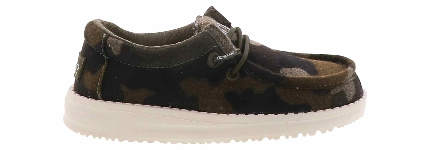 Hey Dude Wally Linen Toddler Boys’ (5-10) Casual Shoe 1 Hey Dude Wally Linen Toddler Boys’ (5-10) Casual Shoe